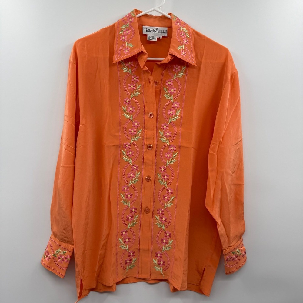 Vintage Diane Von Furstenberg Embroidered‎ floral Silk Button Down Size small